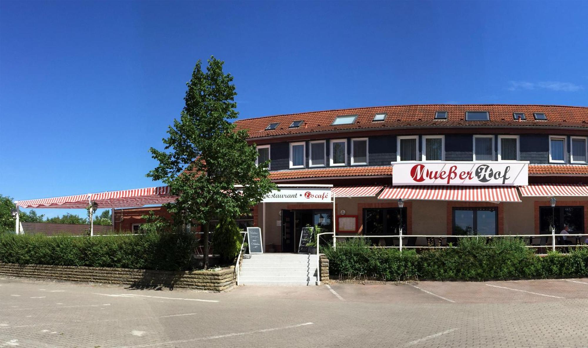Muesser Hof Schwerin  Exterior photo